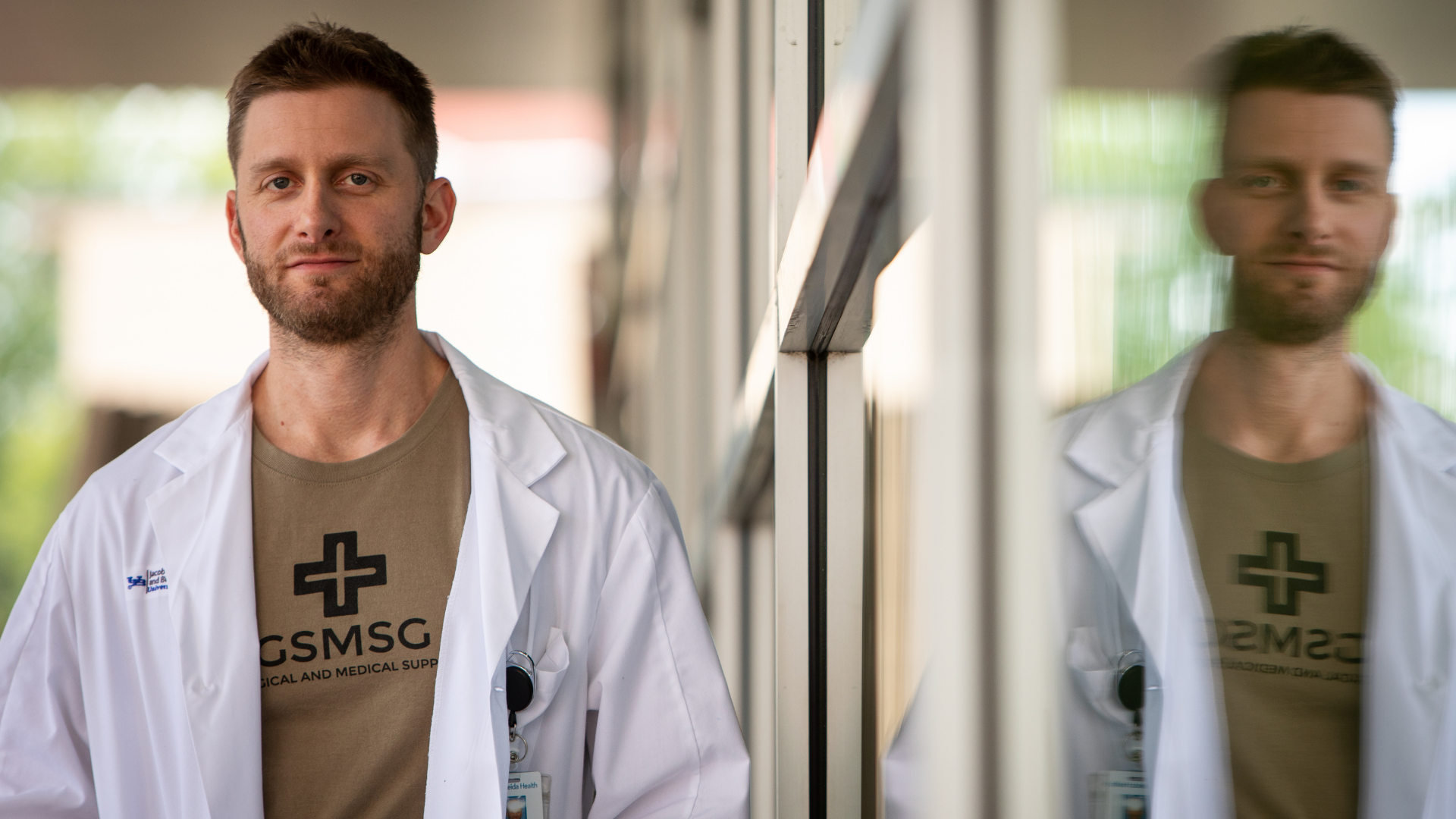 Aaron Epstein, MD (G'12, M'18) (Photo credit: Meredith Forrest Kulwicki | University of Buffalo)