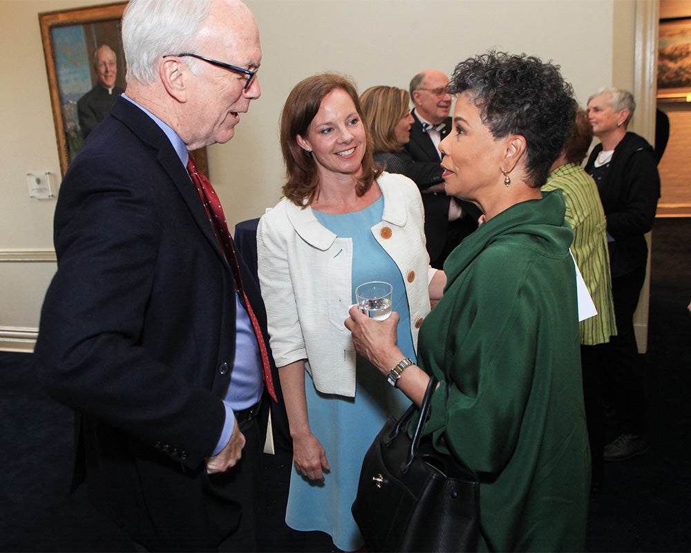 Dr. Healton talks with Dr. Graves and Maureen Bunyan